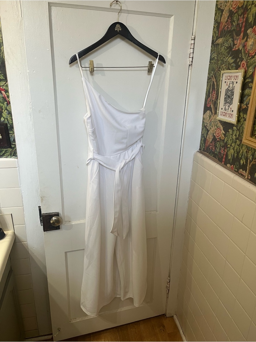NEW Caracilia Women's White One Shoulder Jumpsuit Wide Leg Size Medium